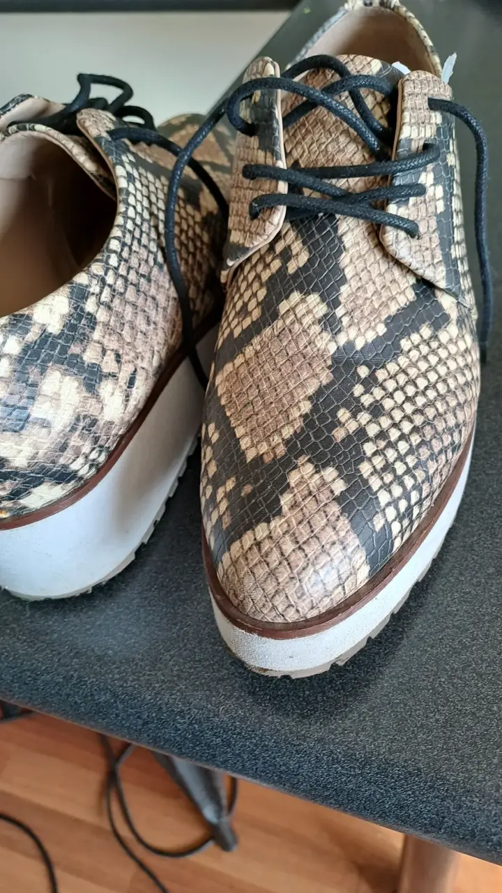Zapatos de cuero sintético animal print - 2