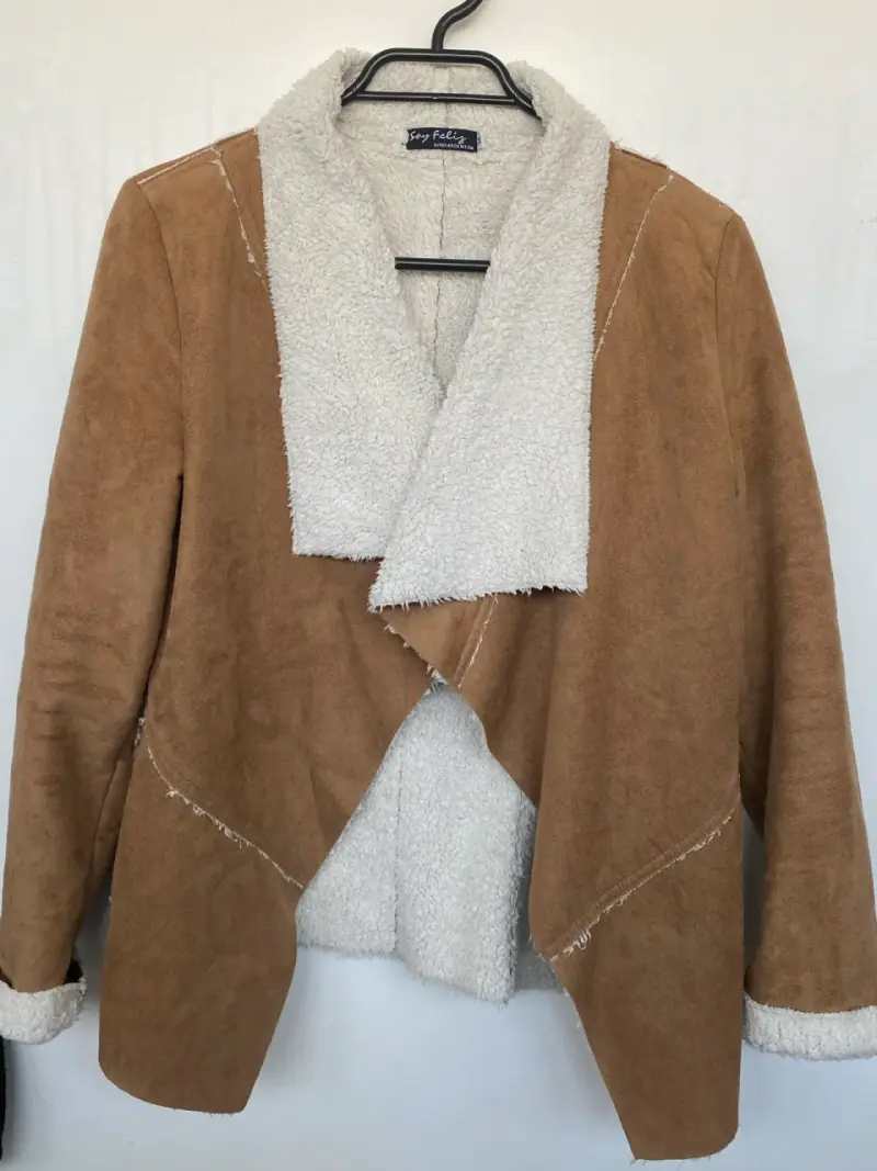 Gamulán café liviano Talla S/M. Marca Argentina. - 1