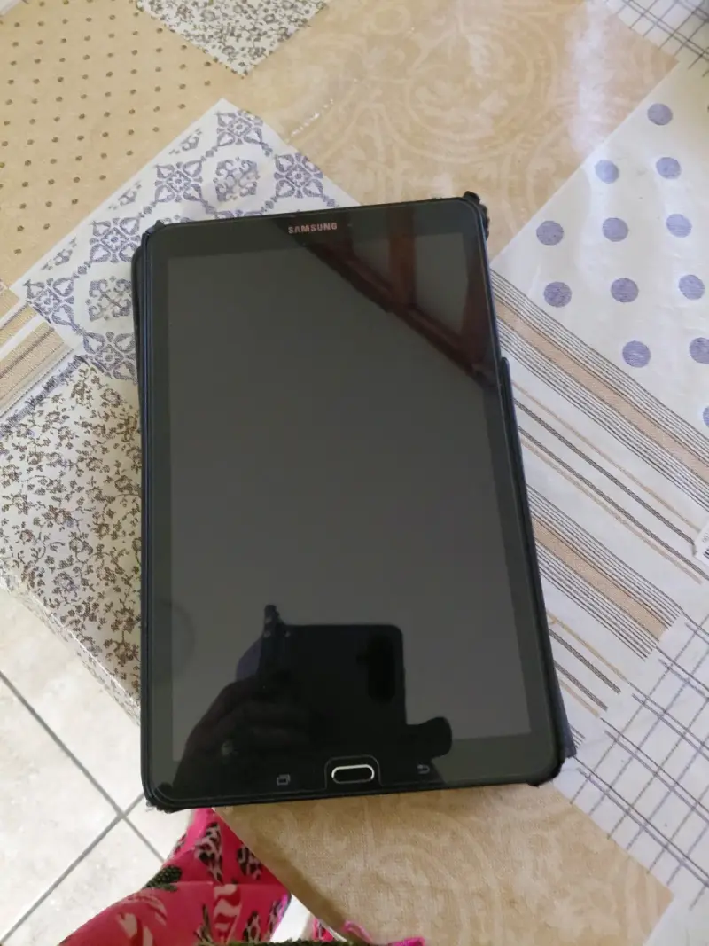 Tablet Samsung negra
