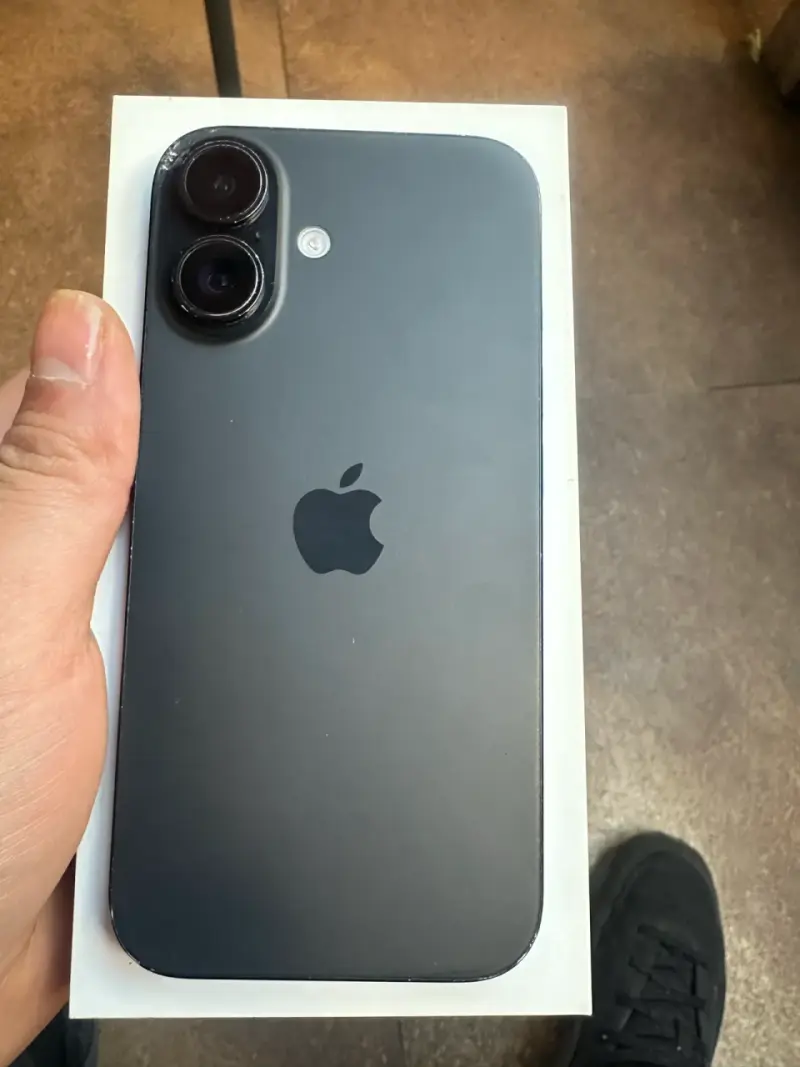 iPhone 16 oportunidad - 4