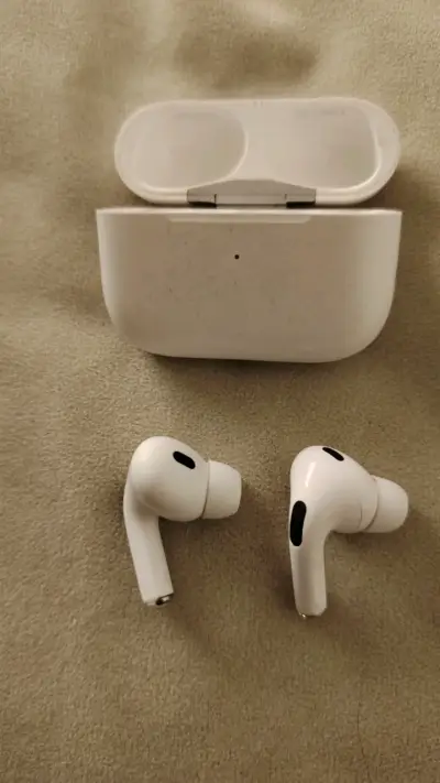 Audífonos Airpods Apple , con su estuche original - miniatura 2