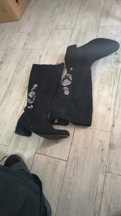 Botas negras de mujer talla 39 - miniatura 2