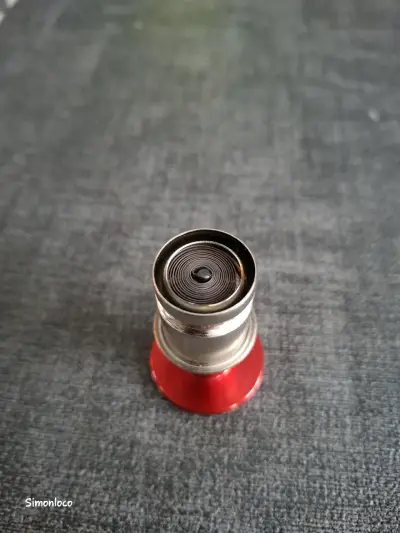 Botón rojo decorativo "EJECT" - miniatura 2