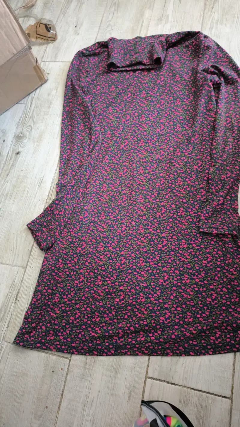 Vestido cuello alto estampado floral - 2