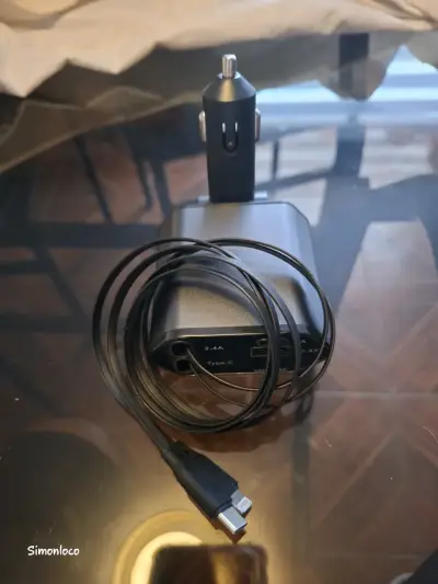 Cargador USB con cable Lightning - miniatura 2