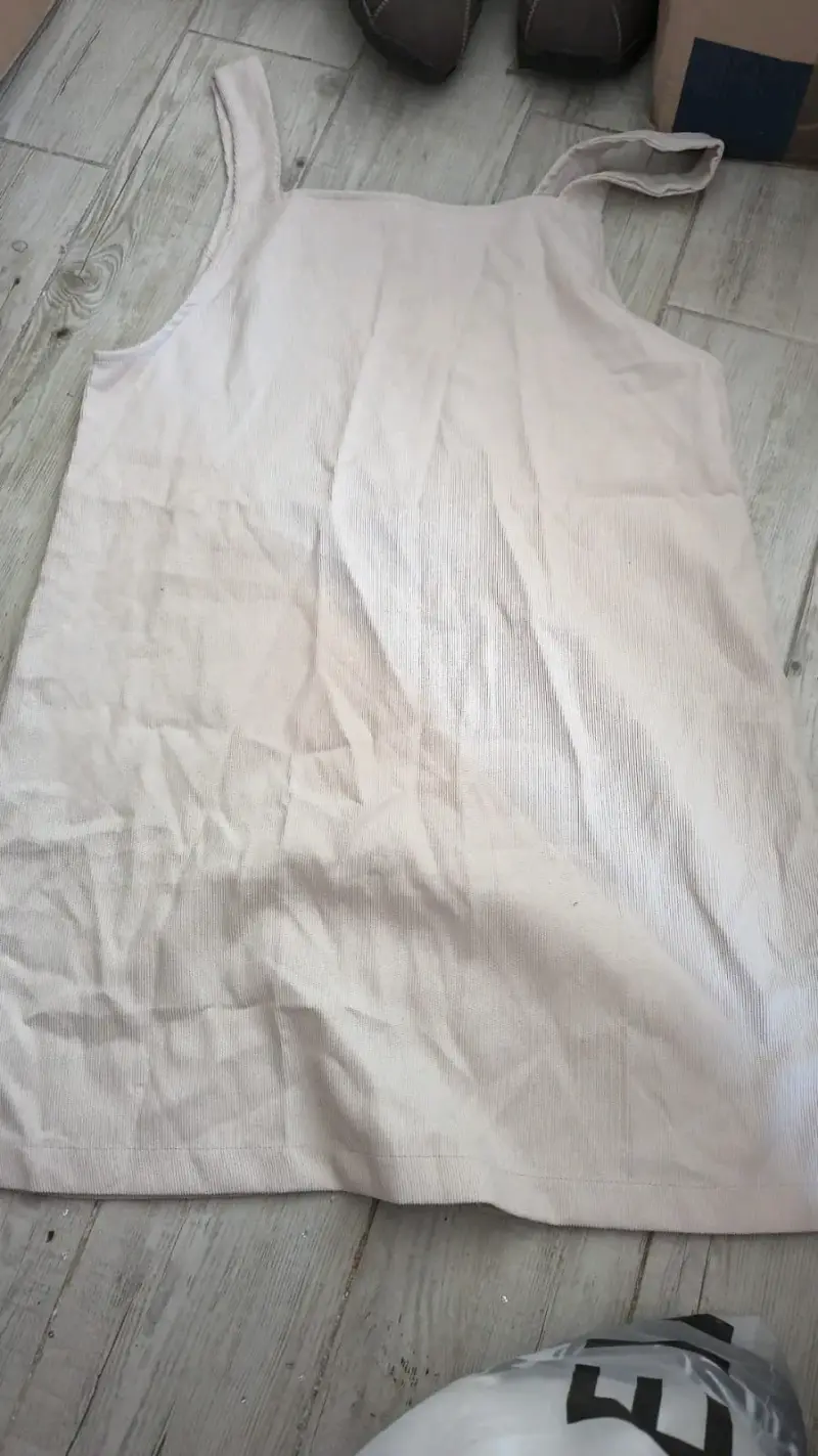 Vestido sin mangas beige claro - 3