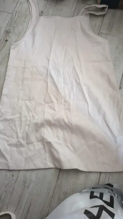 Vestido sin mangas beige claro - miniatura 4