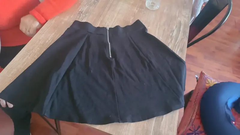 Pantys negras diseño de gato+ falda H&M talla S - 2