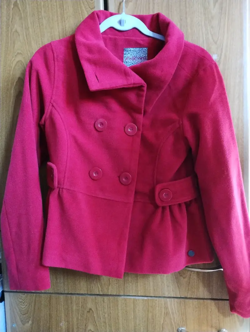 Chaqueta roja abotonada niña talla M - 4