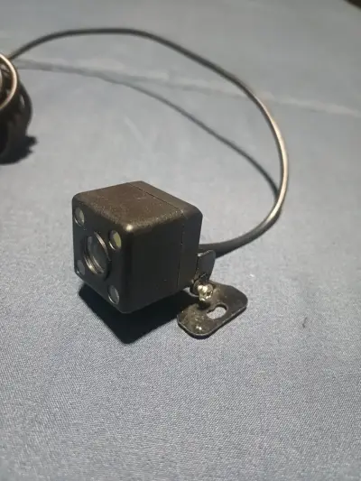 Cámara de retroceso para auto - miniatura 3