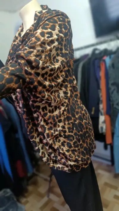 Kimono estampado de leopardo - miniatura 3
