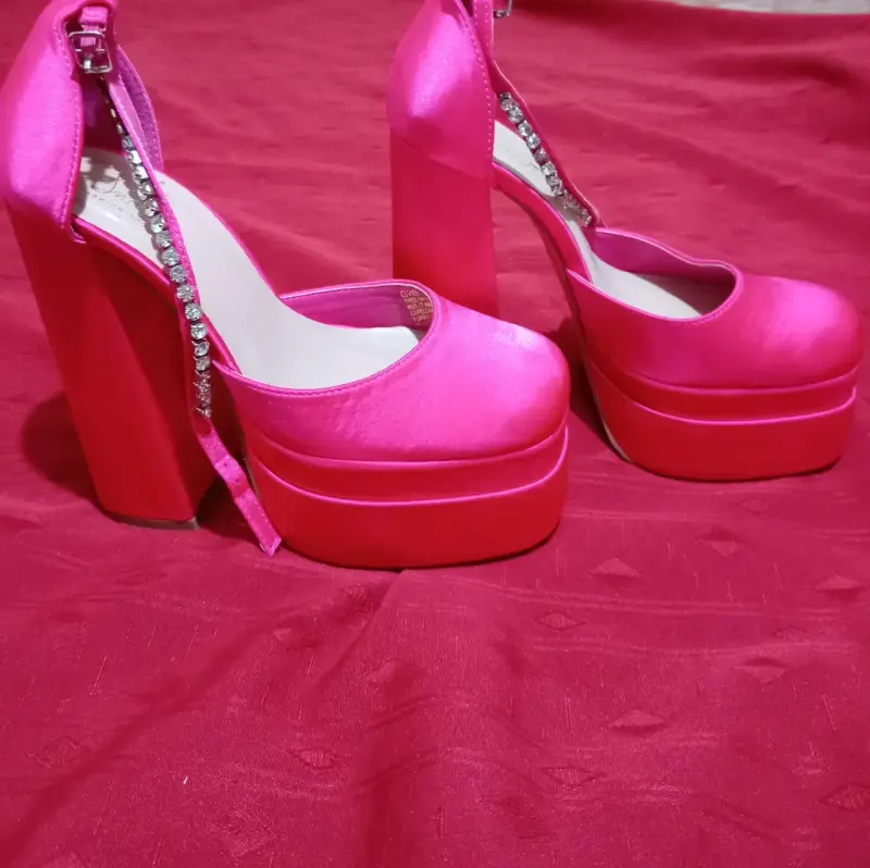 Zapatos de tacón alto rosa - 2
