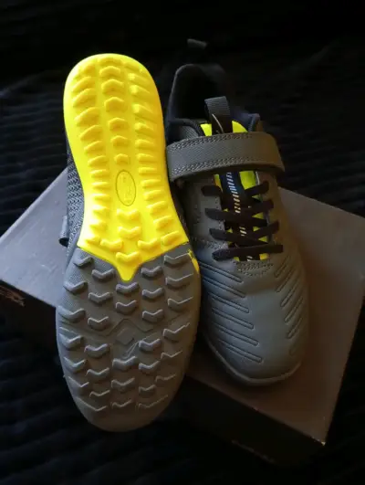 Zapatillas de futbol niño - miniatura 3