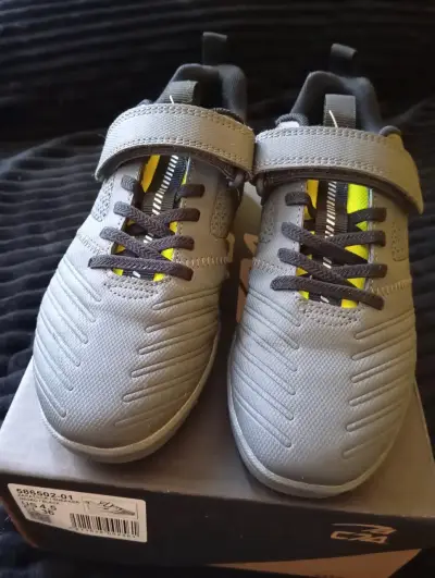 Zapatillas de futbol niño - miniatura 5