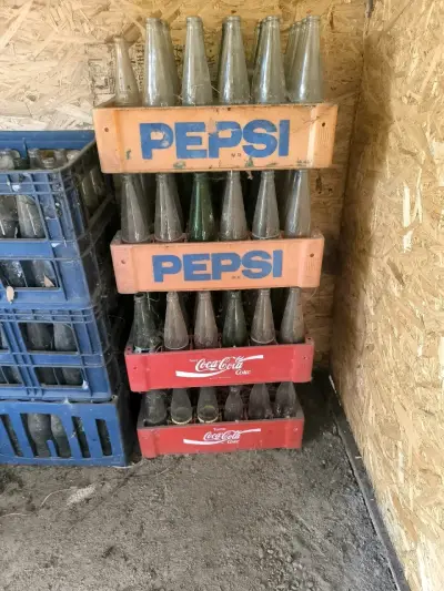 Botellas usadas 350cc de Pepsi y Coca-Cola - miniatura 1