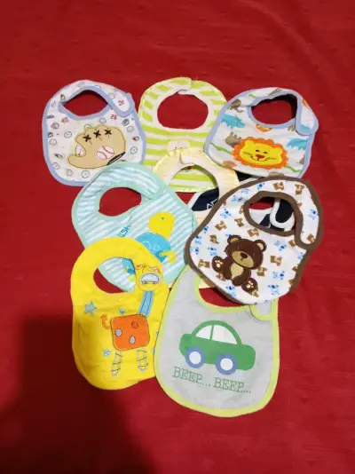 Set de baberos para bebé - miniatura 2