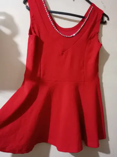 Blusa peplum con brillos - miniatura 2