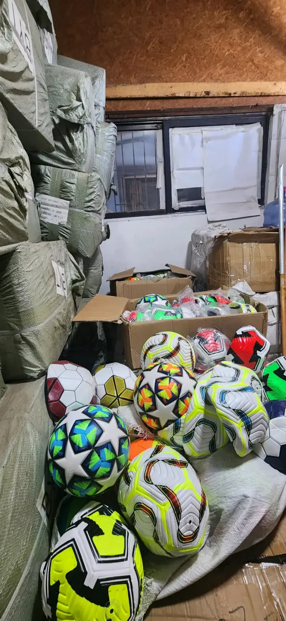 Balones de fútbol, cálidad profesional - 2