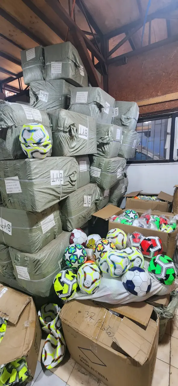 Balones de fútbol, cálidad profesional - 4