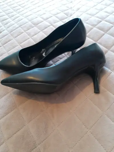Zapatos de tacón negro talla 37 - miniatura 2
