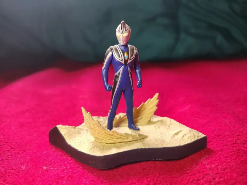 Figura Ultraman Gaia Bandai - 2