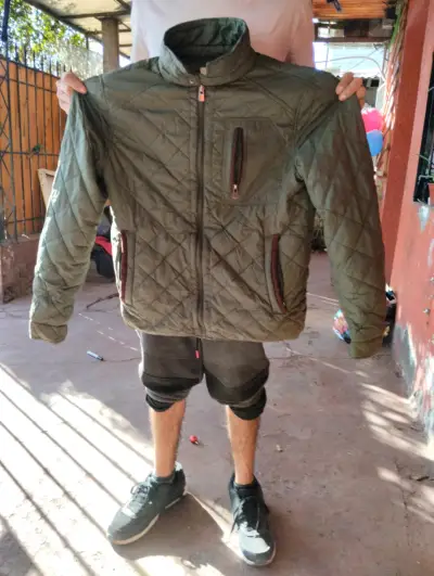 Chaqueta inflada azul con capucha - miniatura 4