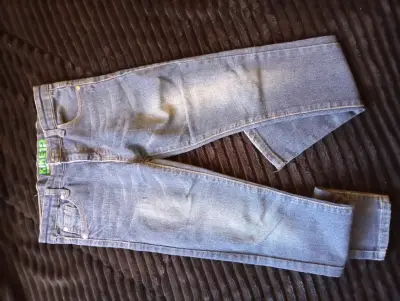Lote de jeans y polerones de niño - miniatura 6