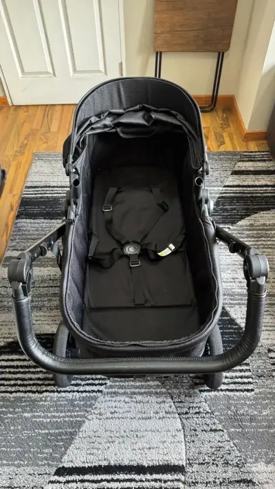 Coche de bebé plegable negro - miniatura 2