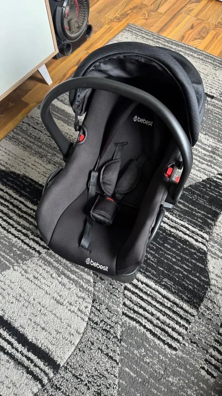 Coche de bebé plegable negro - 3
