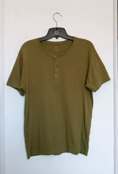 Polera verde con botones - miniatura 1