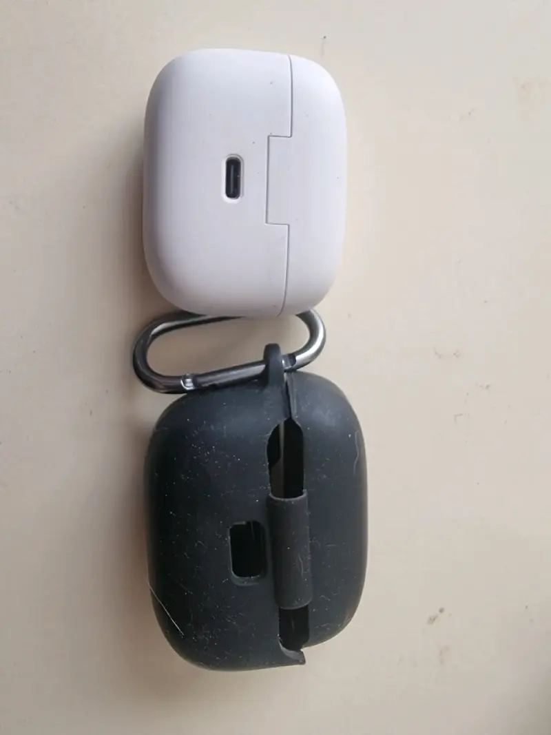 Funda JBL para audífonos - 6