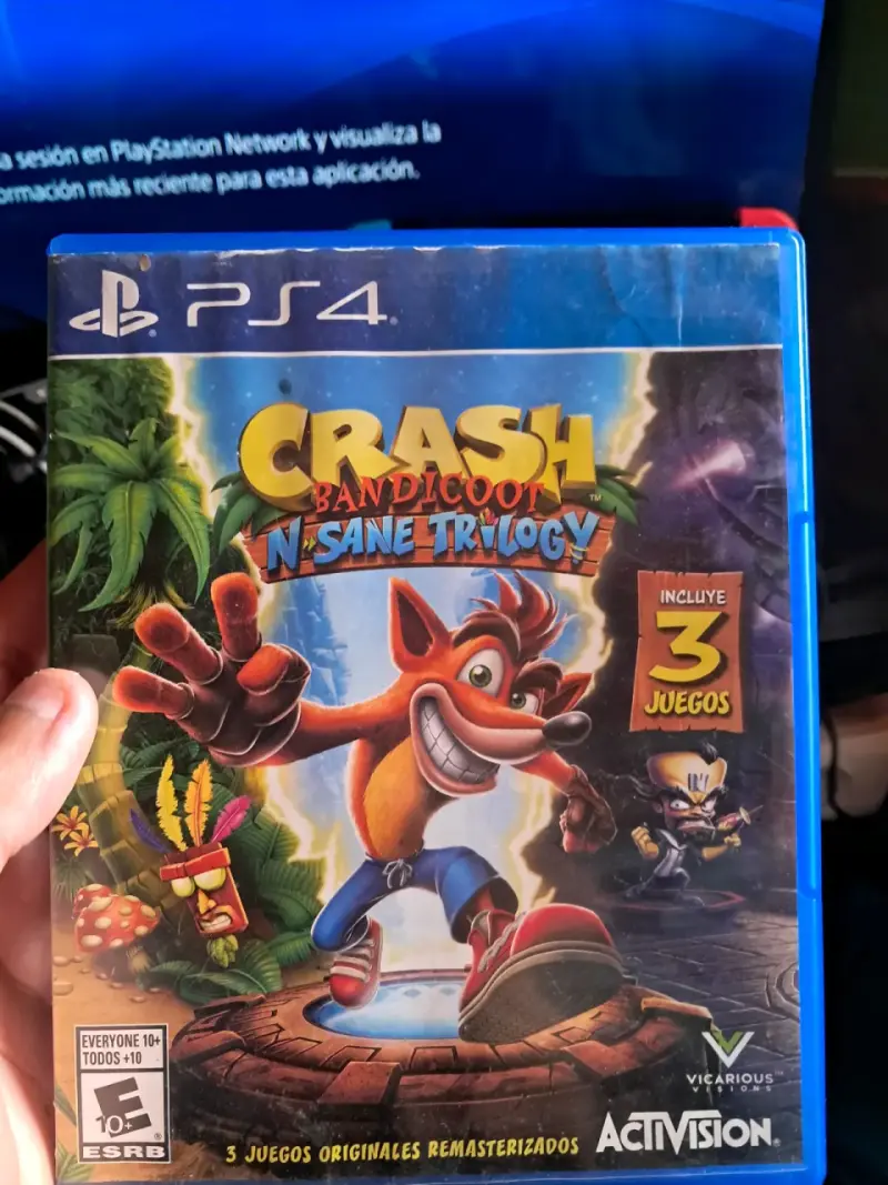 Se vende cajas de vidiojuegos. - 1