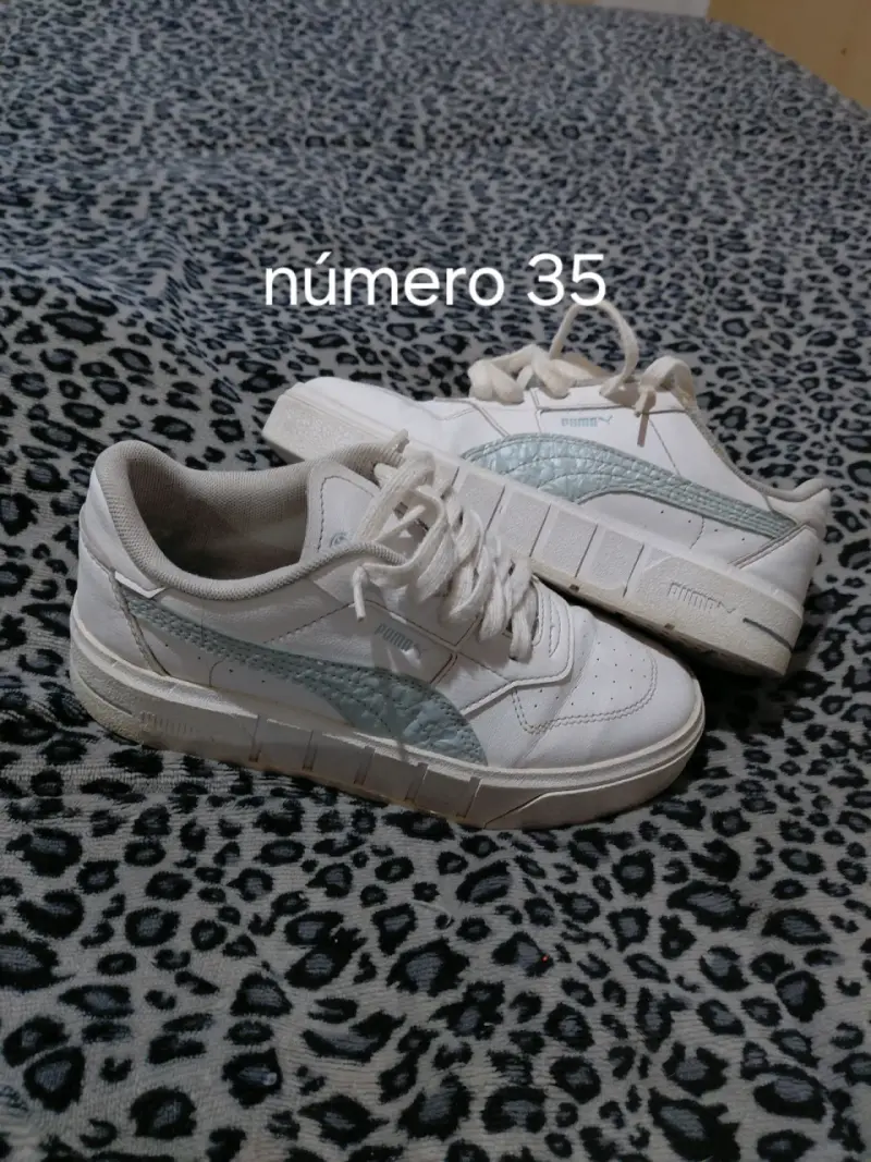 Zapatillas blancas Puma talla 35 - 1