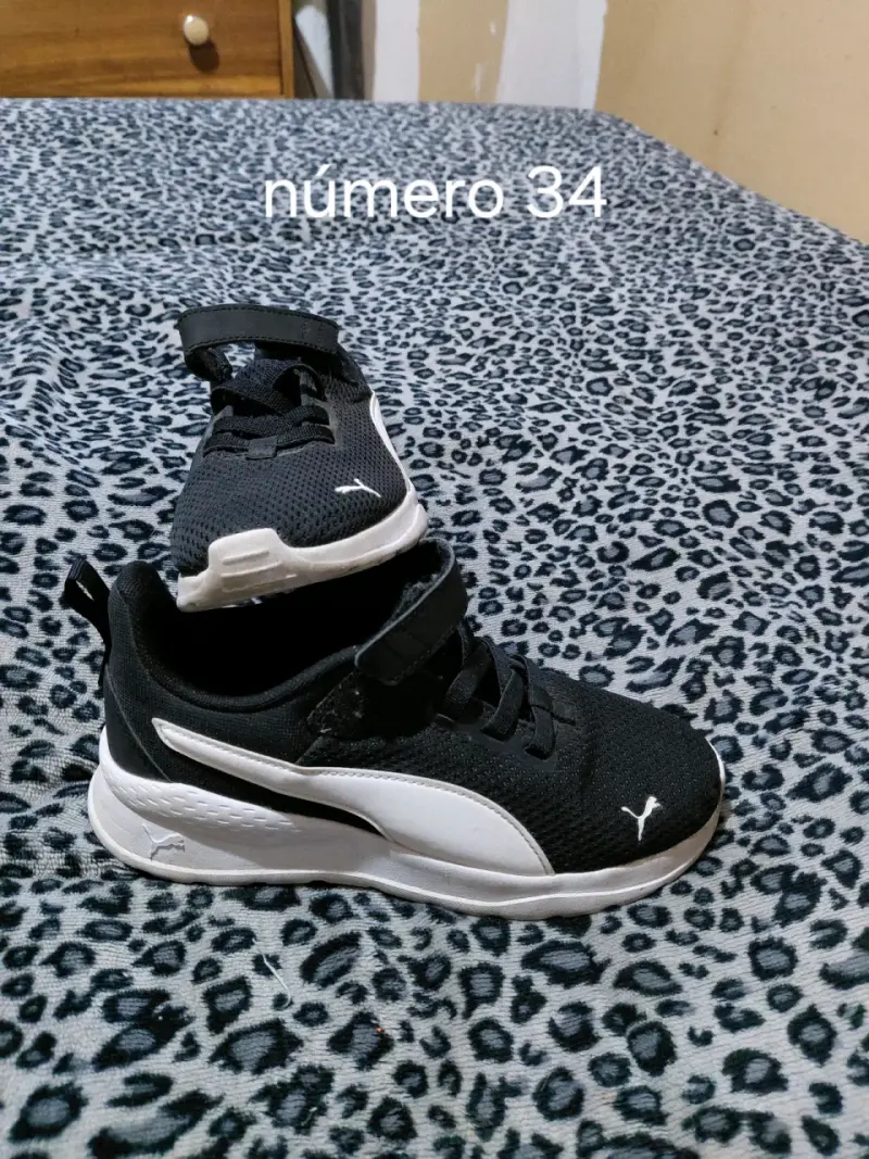 Zapatillas blancas Puma talla 35 - 2