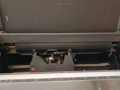 Máquina de escribir Brother AX-310 - miniatura 2