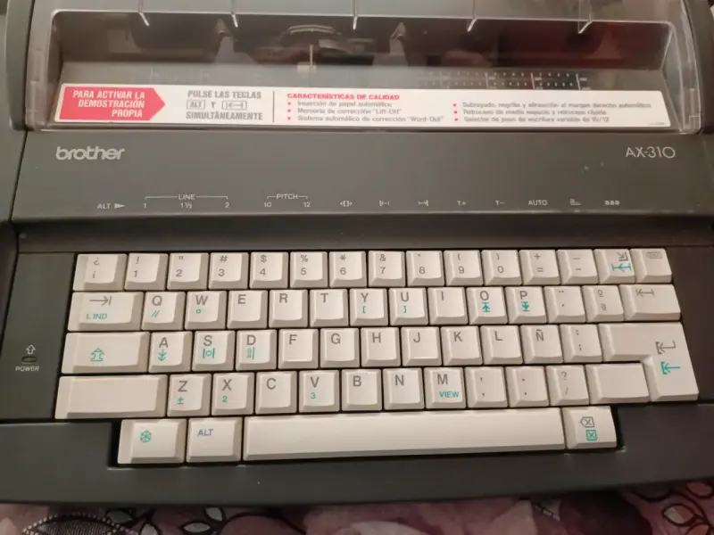 Máquina de escribir Brother AX-310 - 3
