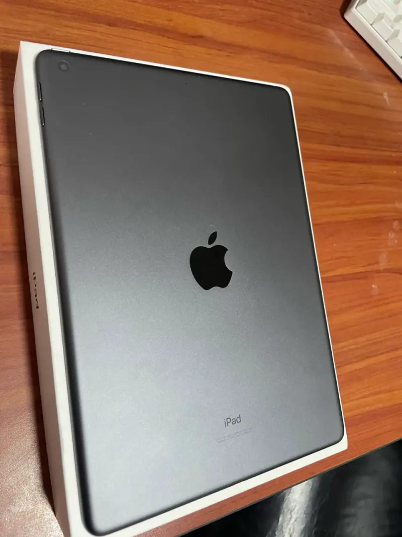 iPad 9na Generacion- 2021 - 1