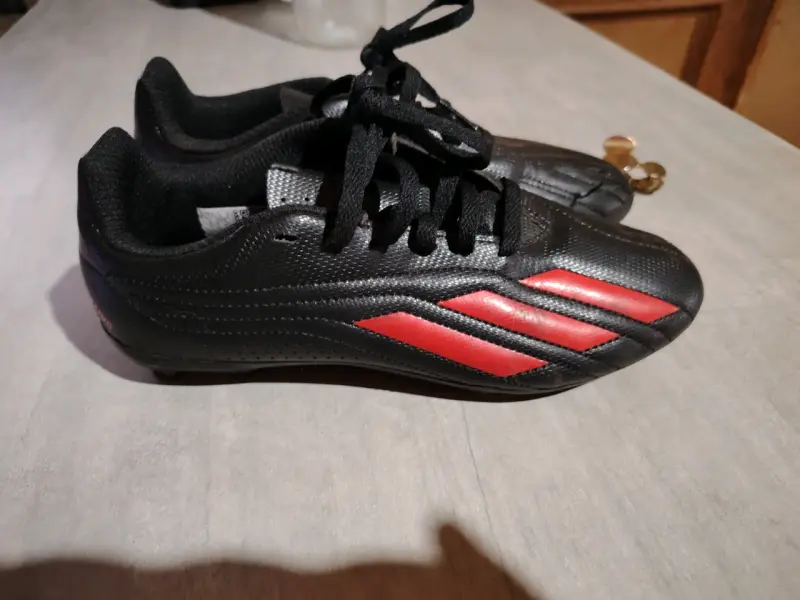 Zapatillas negras Adidas usadas - 1