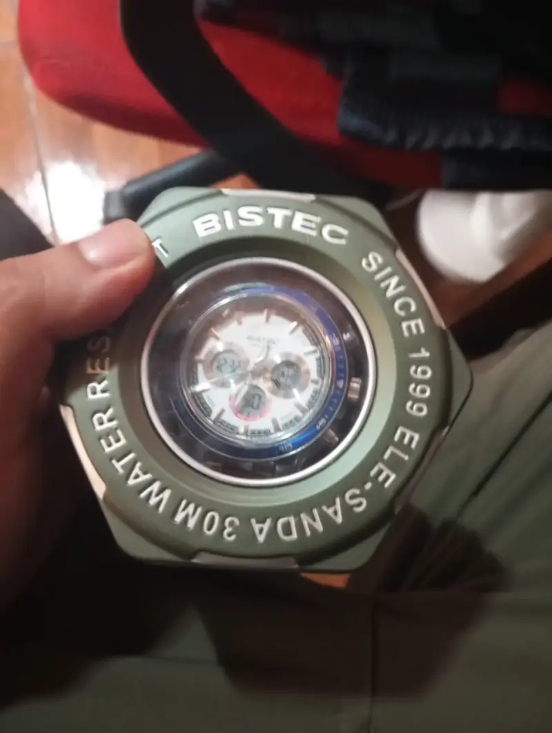 Reloj dual plateado marca bistec usado - 2