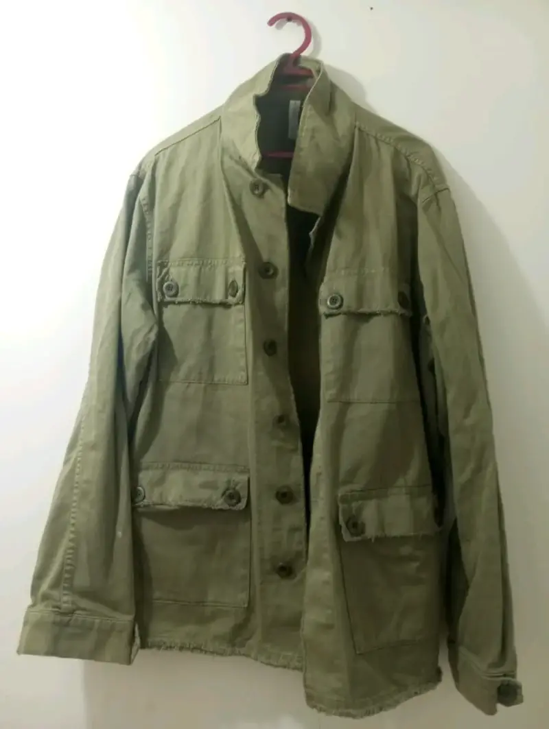 Chaqueta verde de algodón