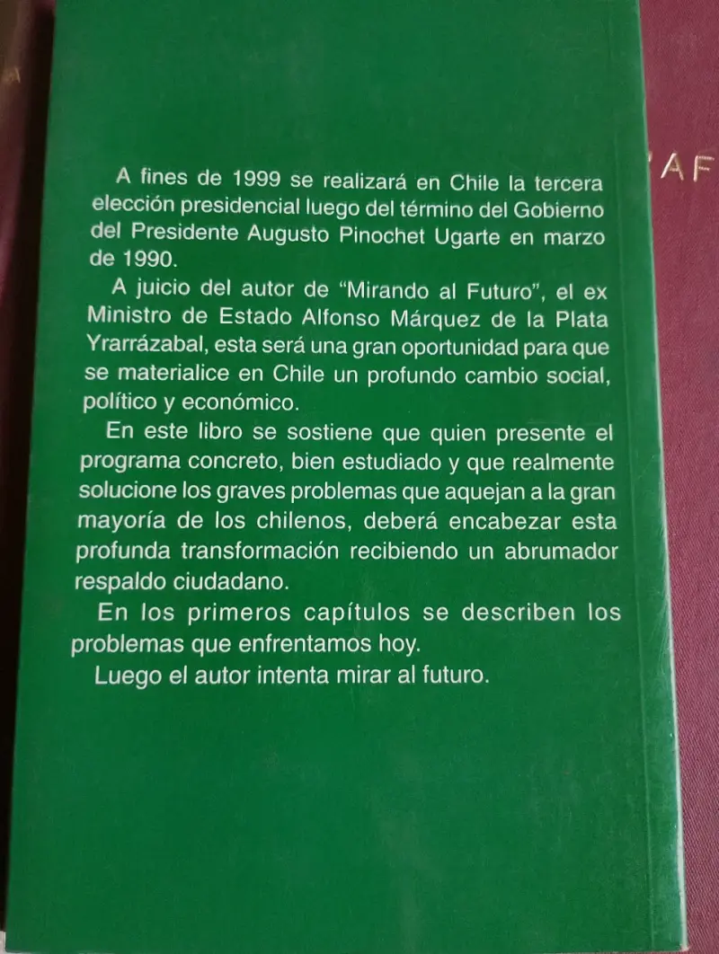 Libro 'Mirando al Futuro' - 2