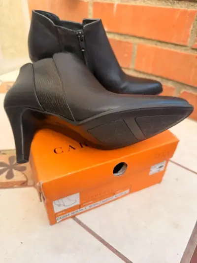 Botines negros de cuero Carducci - miniatura 2