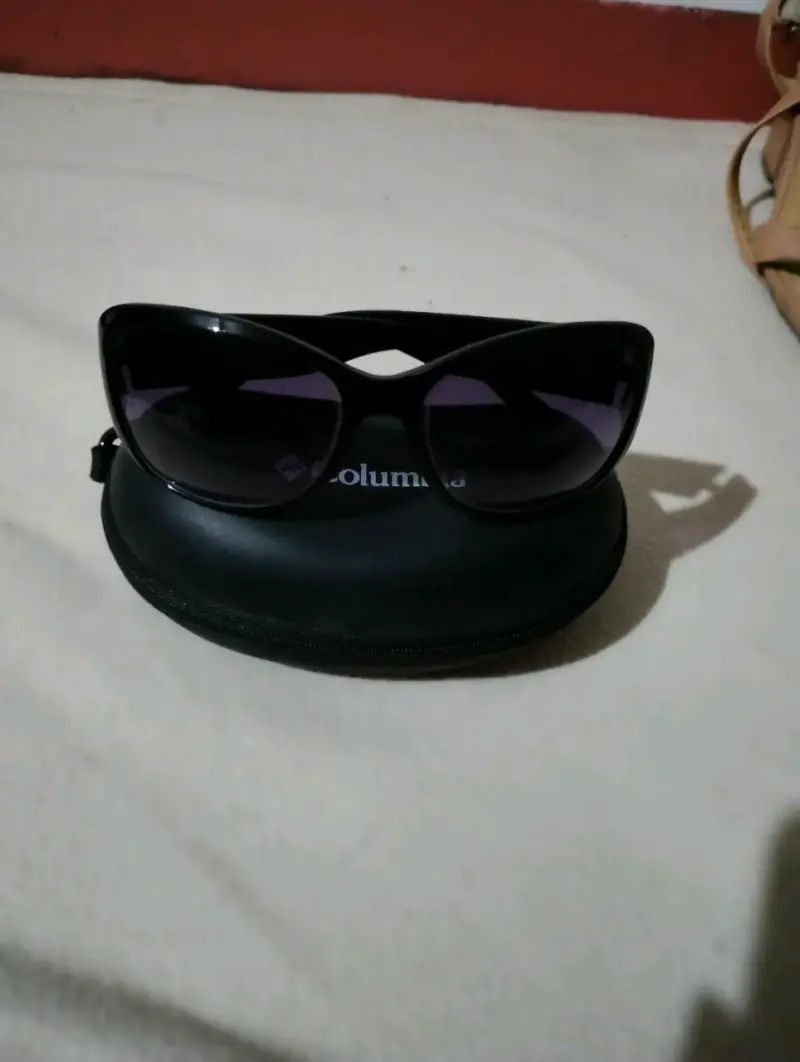 Gafas de sol negras estilo cat-eye - 1