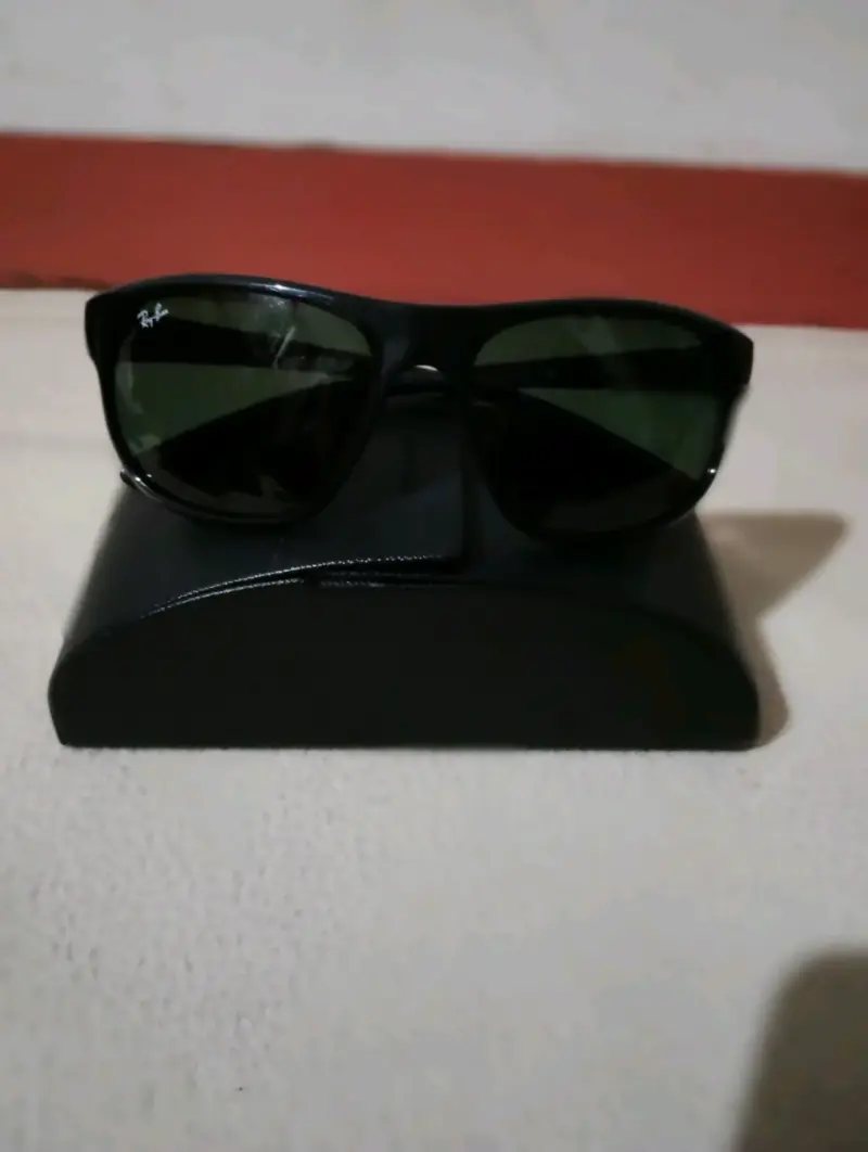 Gafas de sol negras estilo cat-eye - 3