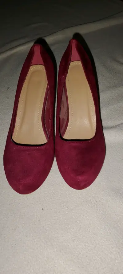 Sandalias beige elegantes - miniatura 2
