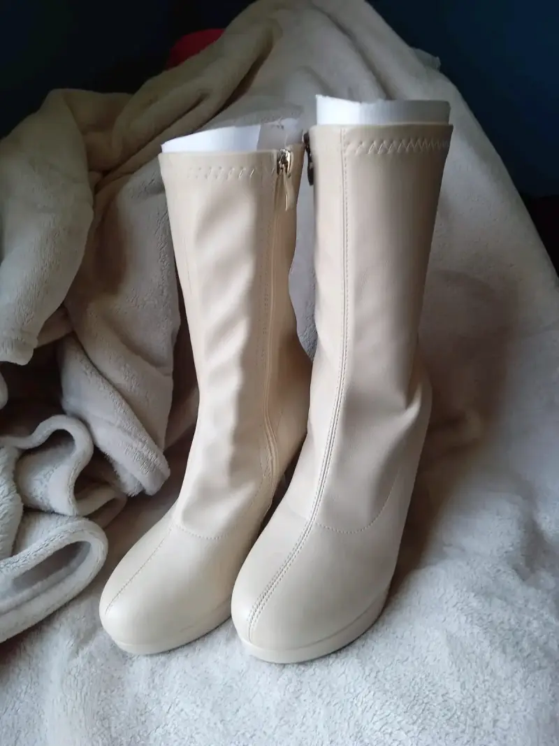 Botines beige de tacón alto - 3
