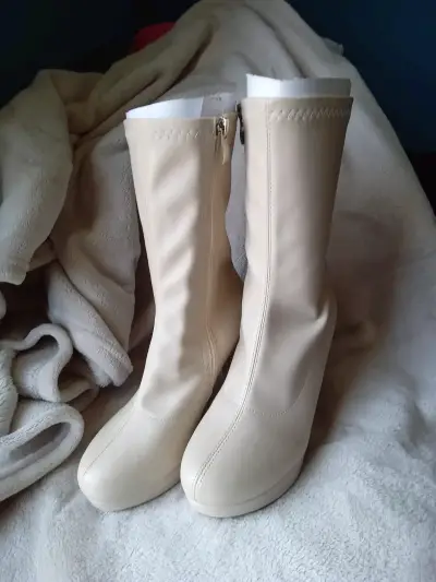 Botines beige de tacón alto - miniatura 3