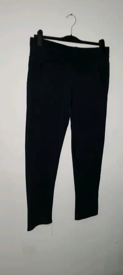 Jeans negros desgastados - miniatura 3