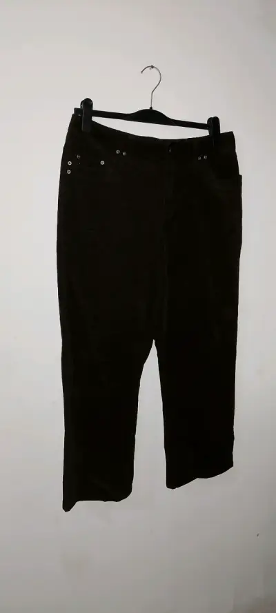 Jeans negros desgastados - miniatura 5
