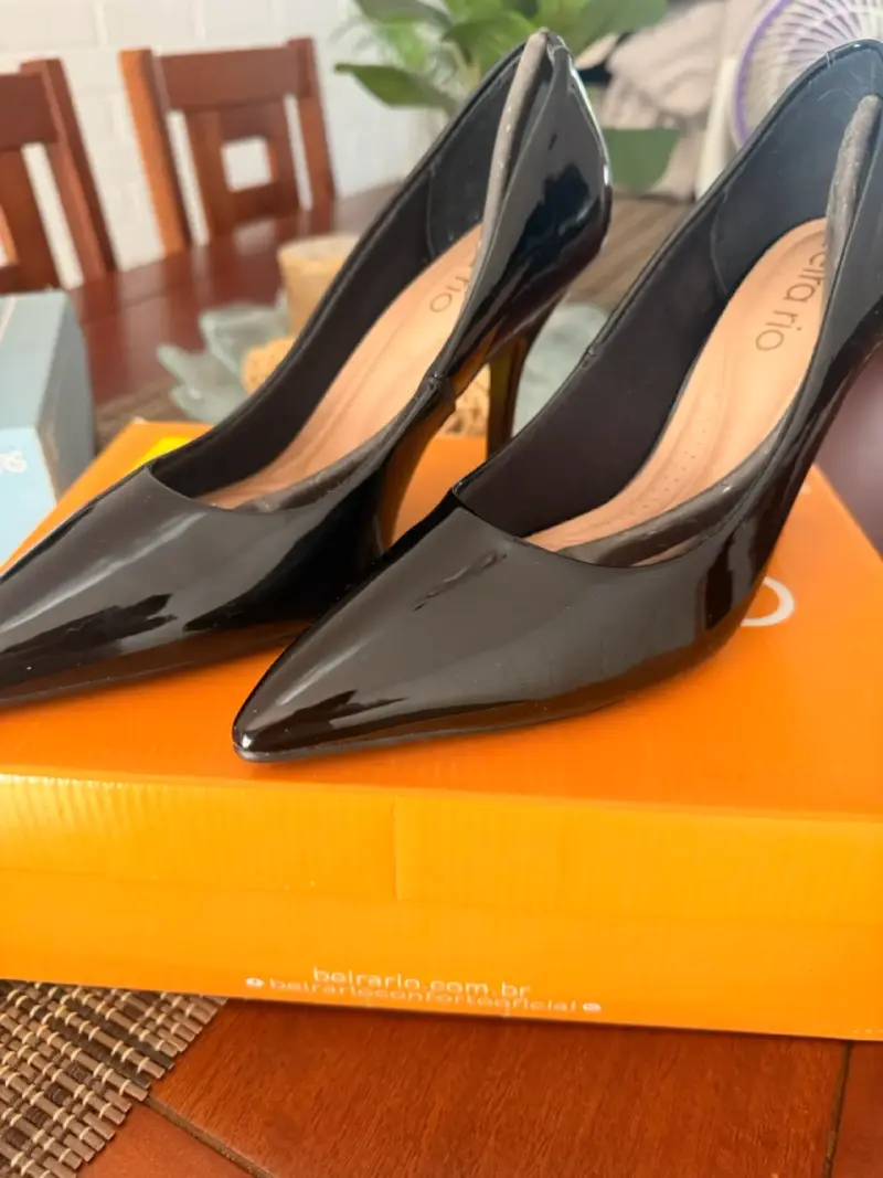 Zapatos negros de charol - 1